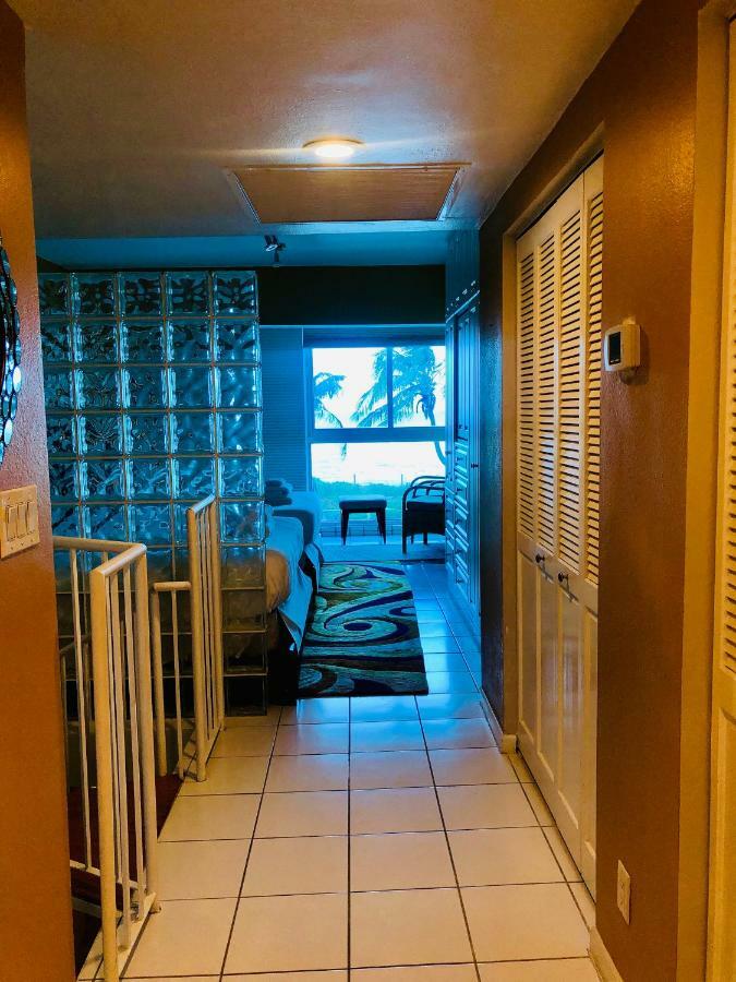 Collins Apartments By Design Suites マイアミビーチ エクステリア 写真