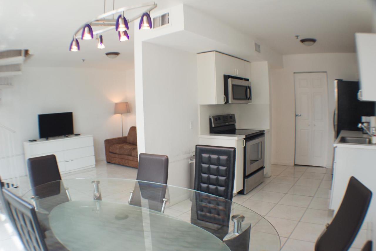 Collins Apartments By Design Suites マイアミビーチ エクステリア 写真